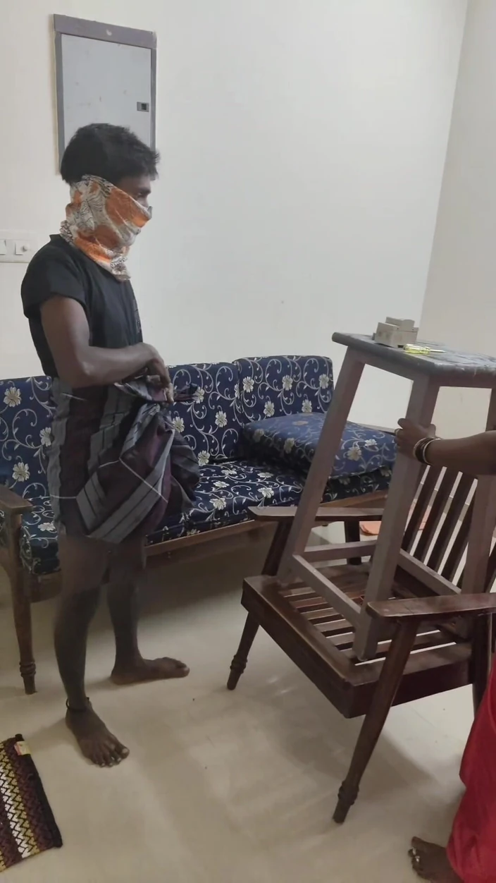 Thesana: Fan Repair Boy Tricks the Lonely House Wife Into Sex