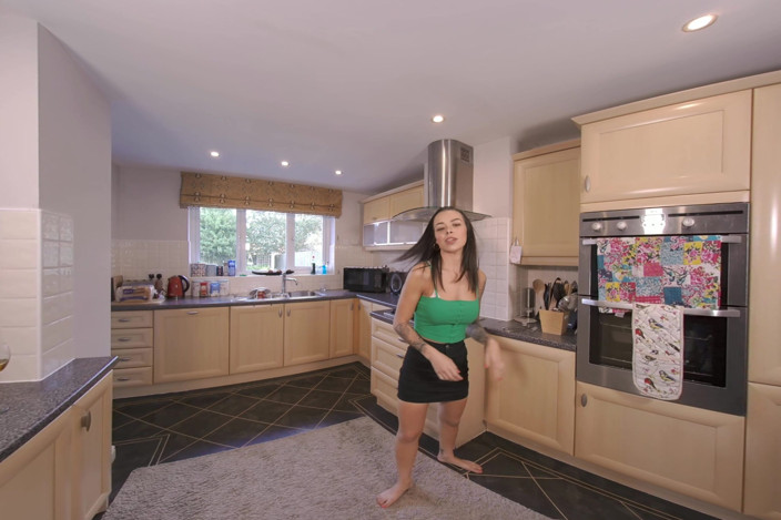 WankitNow VR: Miah S - Feeling Excited