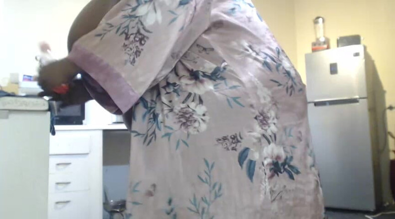 Legendary Booty Overdose: SSBBW anální masturbace a hlasité sténání