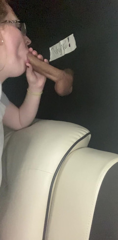 Sluttybritt: Sluttybritt menangani kontol hitam besar ayah