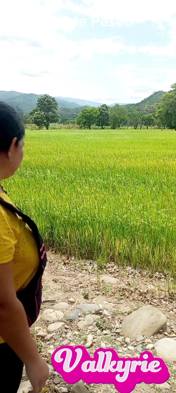 Valkyrieandluigy: 彼女は美しい天使のような顔に精液フェイシャルでしゃぶり、フィニッシュしたいと言っています