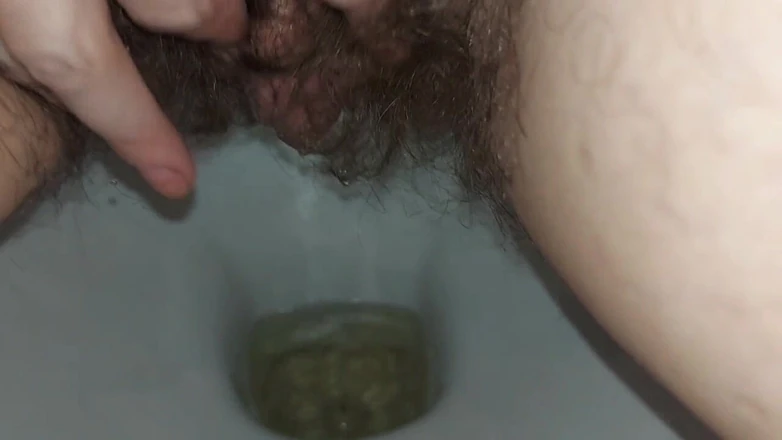 GinnaGg: Are You Thirsty? I Can Piss on You