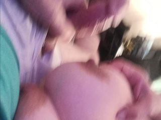 Brody and Sadie Sage: クソおっぱい