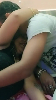 MILF bhabhi hardcore sex se zlobivou devar