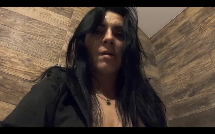 MilfyCalla: Milfycalla - Play with Pee Compilation 4