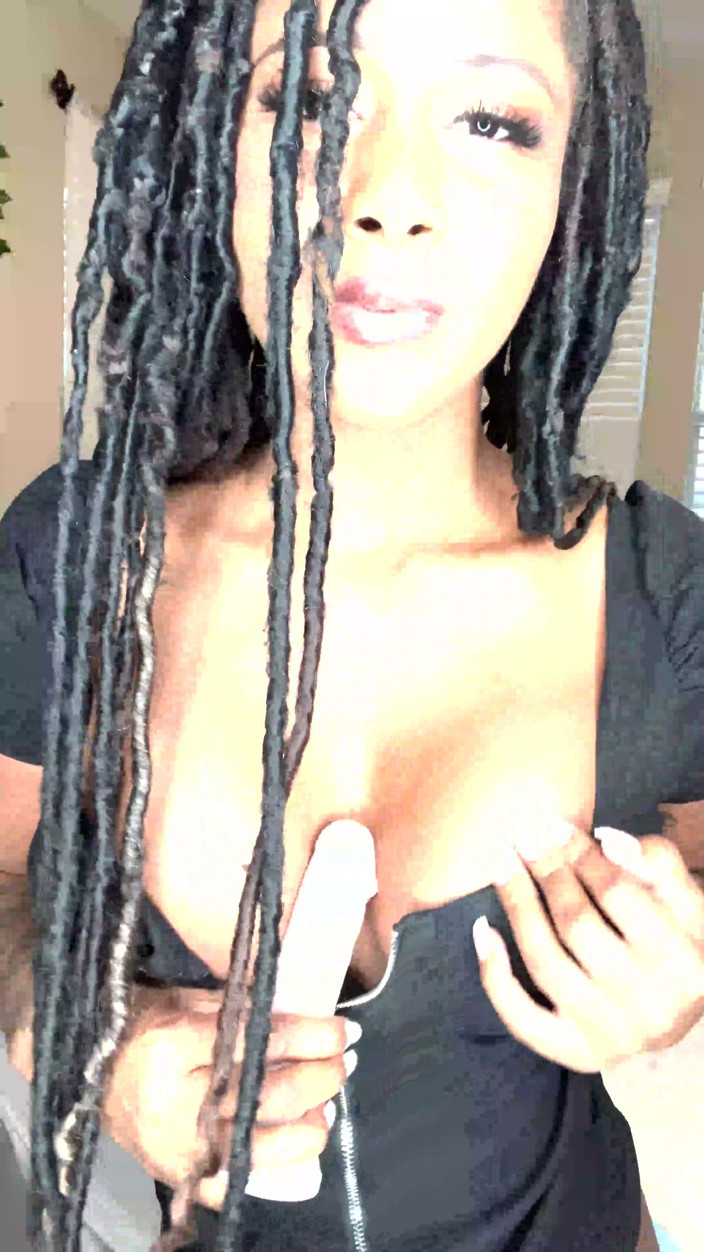 Cali Sweets: Get Horny From Cali Sweets While She Plays with Her...