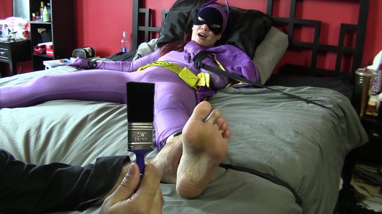 Evangelines Fetish: Batgirl's Tickle Humiliation
