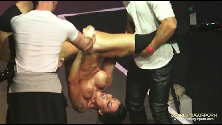 Mugur's World: Small tits babe performing on stage with Mugur