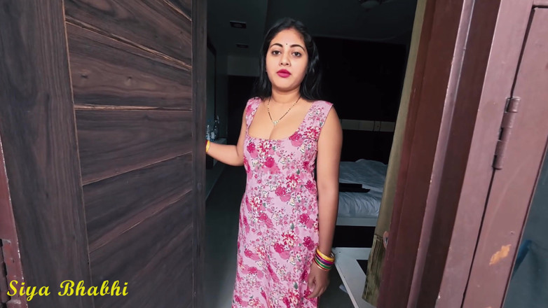 Vicky Siya: Siya băiat care face livrări sex hindi audio