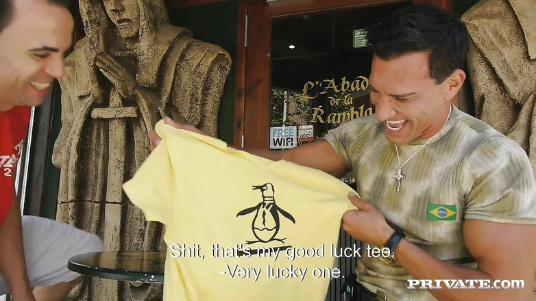 Private.com: PRIVATE эта порно королева готова управлять вашим миром