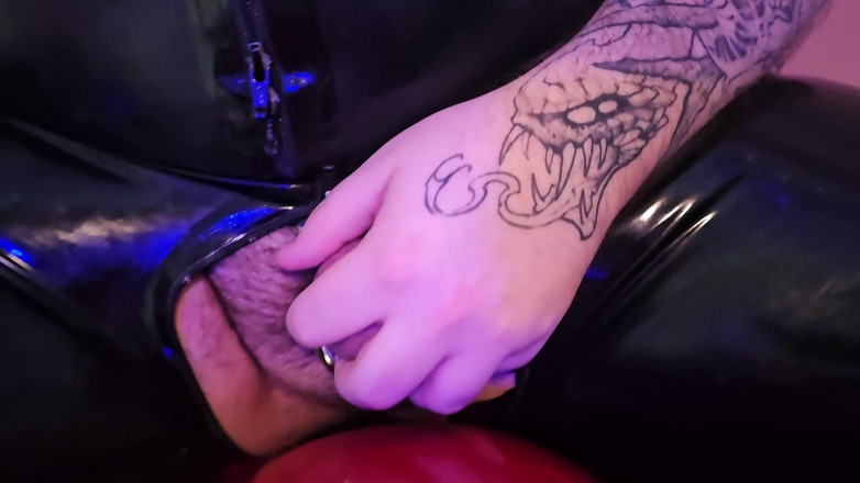 Kross Cumback: Fucking in My Sling