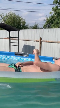 Swimming Pool Blowjob