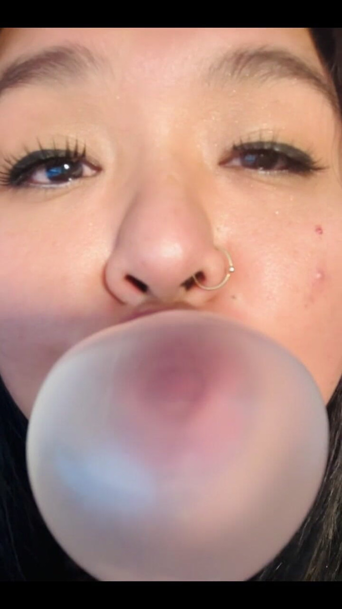 DeesDeepThroat: Bubblegum Custom