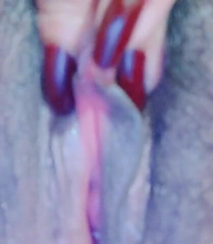 Roseminia: Close up fingering of nice pussy