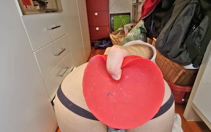 Giantasshole: Mein neuer 8,9cm breiter dildo fickt mein arschloch