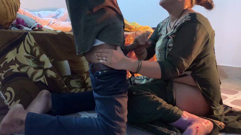Genz xxx: Indian Desi Bhabhi Fucking