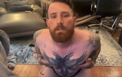 私のタッシーを振って広げる