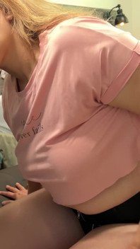 La mia figa vuole tutto il tuo sperma
