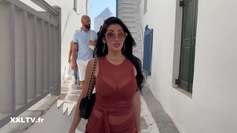XXLTVFR: Kahvaltıda anal dörtlü seks