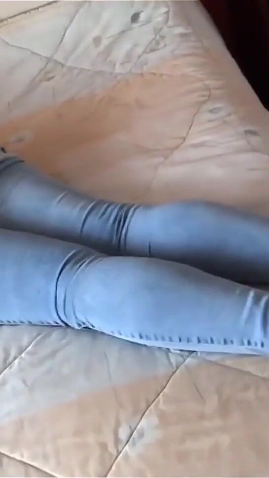 I Receive Three Big Cumshots in My Ass, It Fascinates Me That They Fill My Entire Ass with Milk (Ardientes 69) I Receive Three Big Cumshots in My Ass, It Fascinates Me That They Fill My Entire Ass with Milk (Ardientes 69)