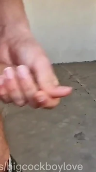 在所有人面前操了一个没有避孕套的建筑建造者！