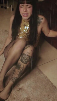 Feet Sniffer Vs. the Melting Witch