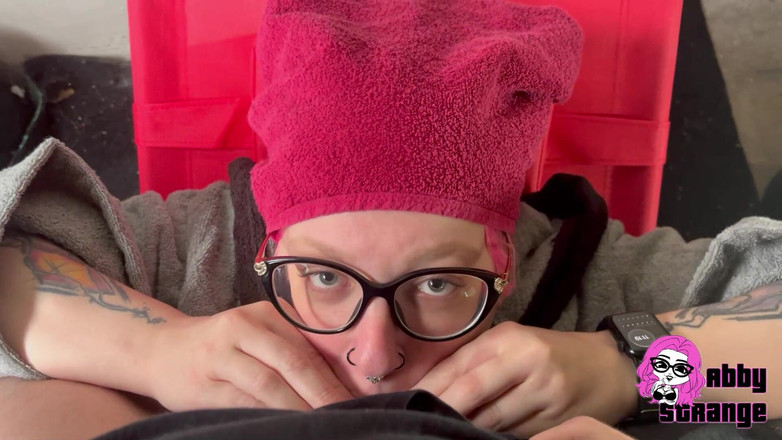 Abby Strange: Maschera per il viso allo sperma nel giorno del benessere
