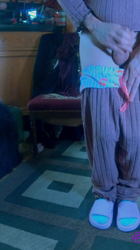 Daphne in Cute Pjs and Undies Close up Cumshot at Your Face