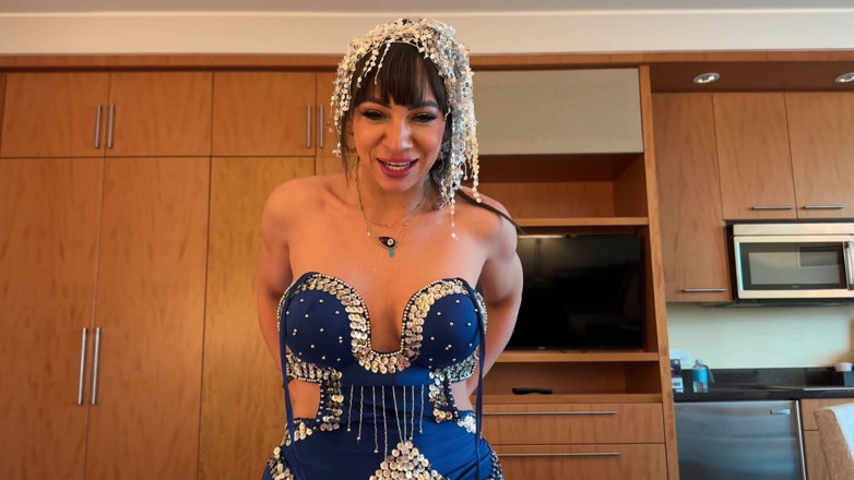 Sasha Pearl: 이집트 창녀를 속이는 Sasha Pearl
