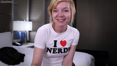 AlexaCrush: Свидание подручно в видео от первого лица