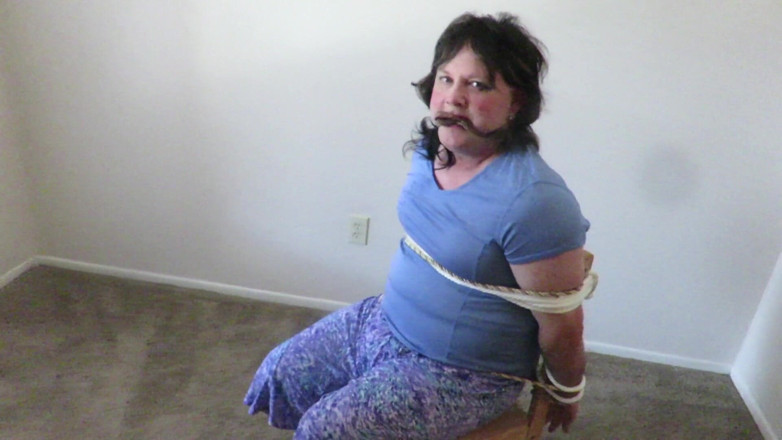 BBW nurse Vicki adventures with friends: Oh no Brittney is captive, a poor Damsel in distress