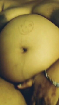 Pregnent Lady si hraje s kundičkou s nahou show.