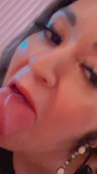 Sucking Stepdaddy’s Dick