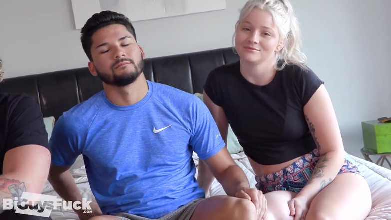 Bi Guys Fuck: Biseksualny piledriver jebanie. Hot Muscle Blonde Jock.