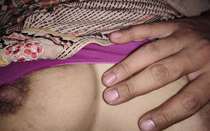 Soniya Singh: Tante seksi ngentot aku dan nyepong kontolku
