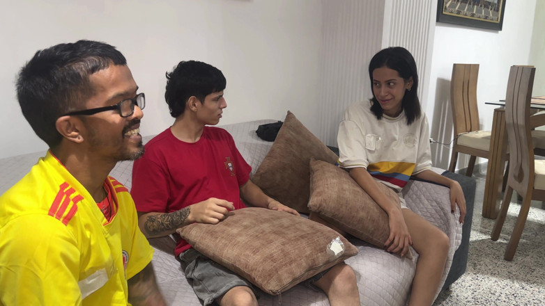 hopesex: เพื่อนสนิทของกูร้องไห้ขณะที่กูเย็ดเมียเขาอย่างหนักหลังจากแพ้พนันในโคลอมเบีย - การแข่งขันโปรตุเกส