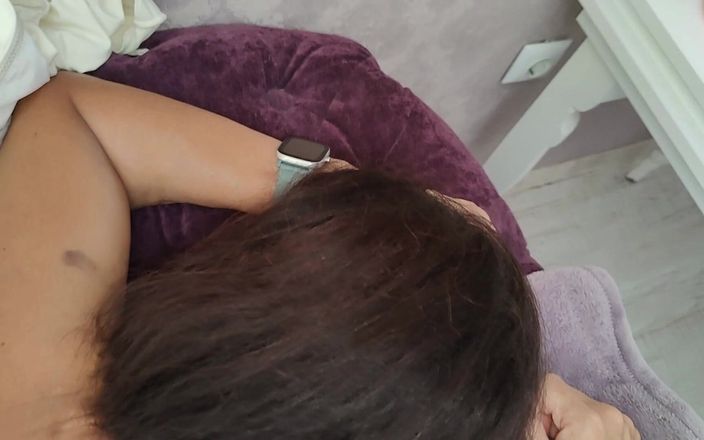 Tumanova Alina: Ibu teman debitur ini dientot habis-habisan sampai dia mengerang keenakan
