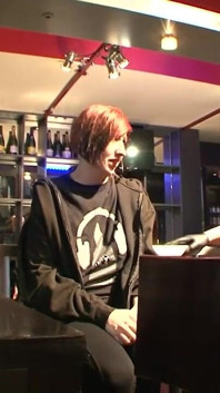 굴욕적인 본딩 섹스 토이