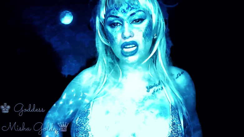 Goddess Misha Goldy: Wrede sirene zal je schrikken en levend slikken (speciale effecten toegevoegd)