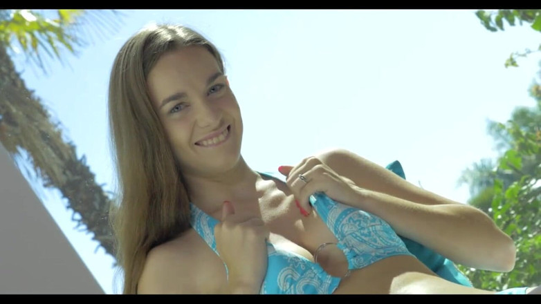 XTime Vod: Natural mamas masturbando brinquedos sexuais brincando