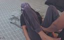 Hope Love: Malezyalı kız amcığını büyük yarakla sert sikiyor