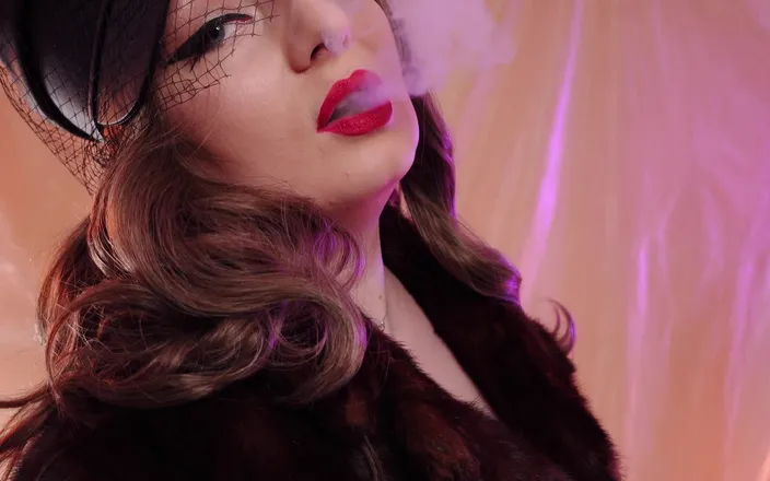 Arya Grander: ASMR fur coat, gloves and vaping - Arya Grander