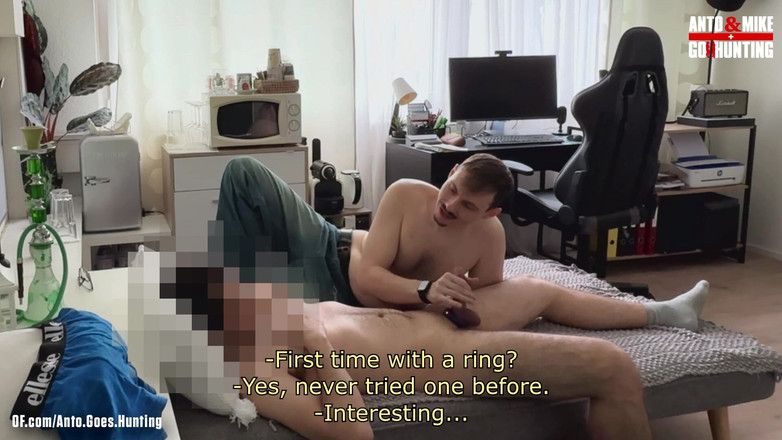 AntoGoesHunting: Giovane Idraulico Dritto Viene Leccato per La Prima Volta E...