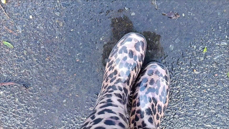 Kinky Lyrical: Long Walk in Gumboots by Kinkylyrical