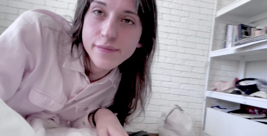 nbnabunny: Je prenais juste des photos de ma culotte et ça s’est...