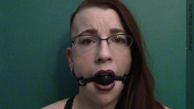Lily O'Riley: Ballgag Staring