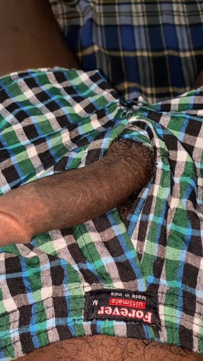 Slimniqqa: Un frère est excité après s’être réveillé d’une sieste