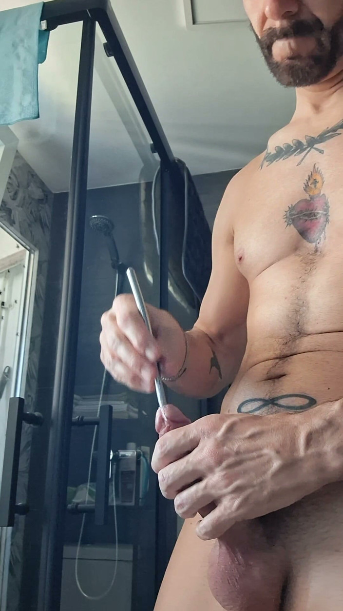 tonyfit: Jouer avec mon urètre