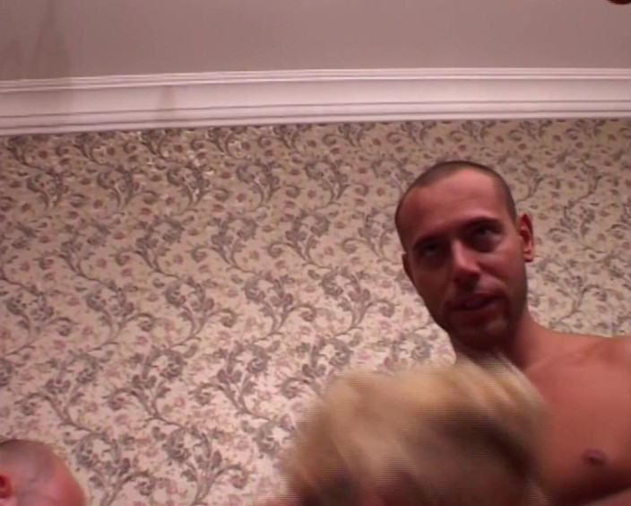 Moms N' Grannies: Blonde mature nympho gets gangbanged