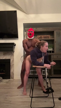 MILFs Dickstracting Orgasmic Morning with BBC